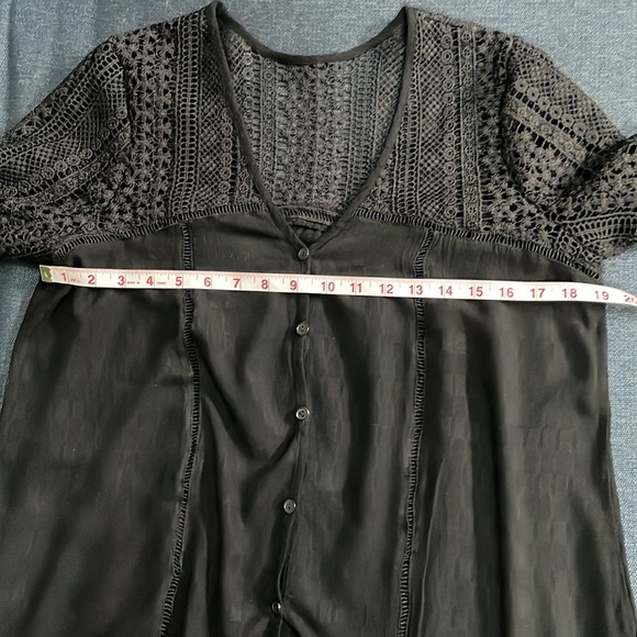 BOHO V-NECK LACE CROCHET BUTTON DOWN FLOWY BELL SLEEVE BLACK BLOUSE - Picture 10 of 12